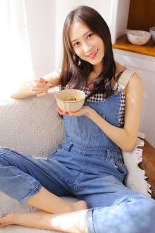我女朋友的妈妈1完整有翻译